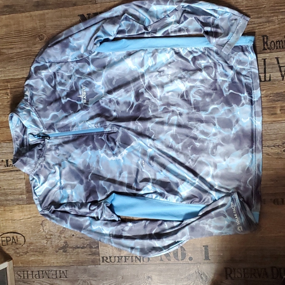 Habit, solar factor, blue, black and white tie-dye, long-sleeve, size large